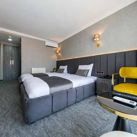 Golden Bazaar Hotel