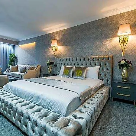 Hotel Golden Bazaar