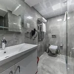 Hotel Golden Bazaar 3*