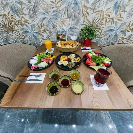 Golden Bazaar Hotel
