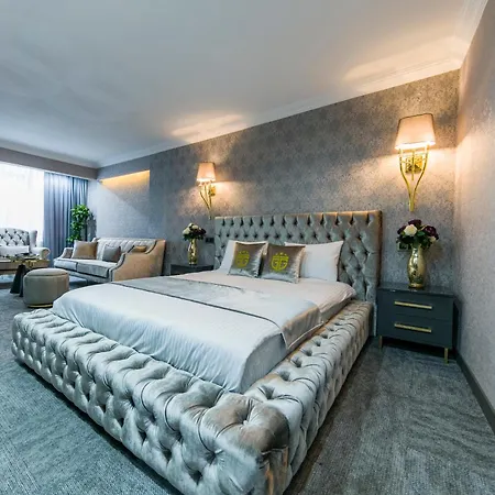 Hotel Golden Bazaar 3*